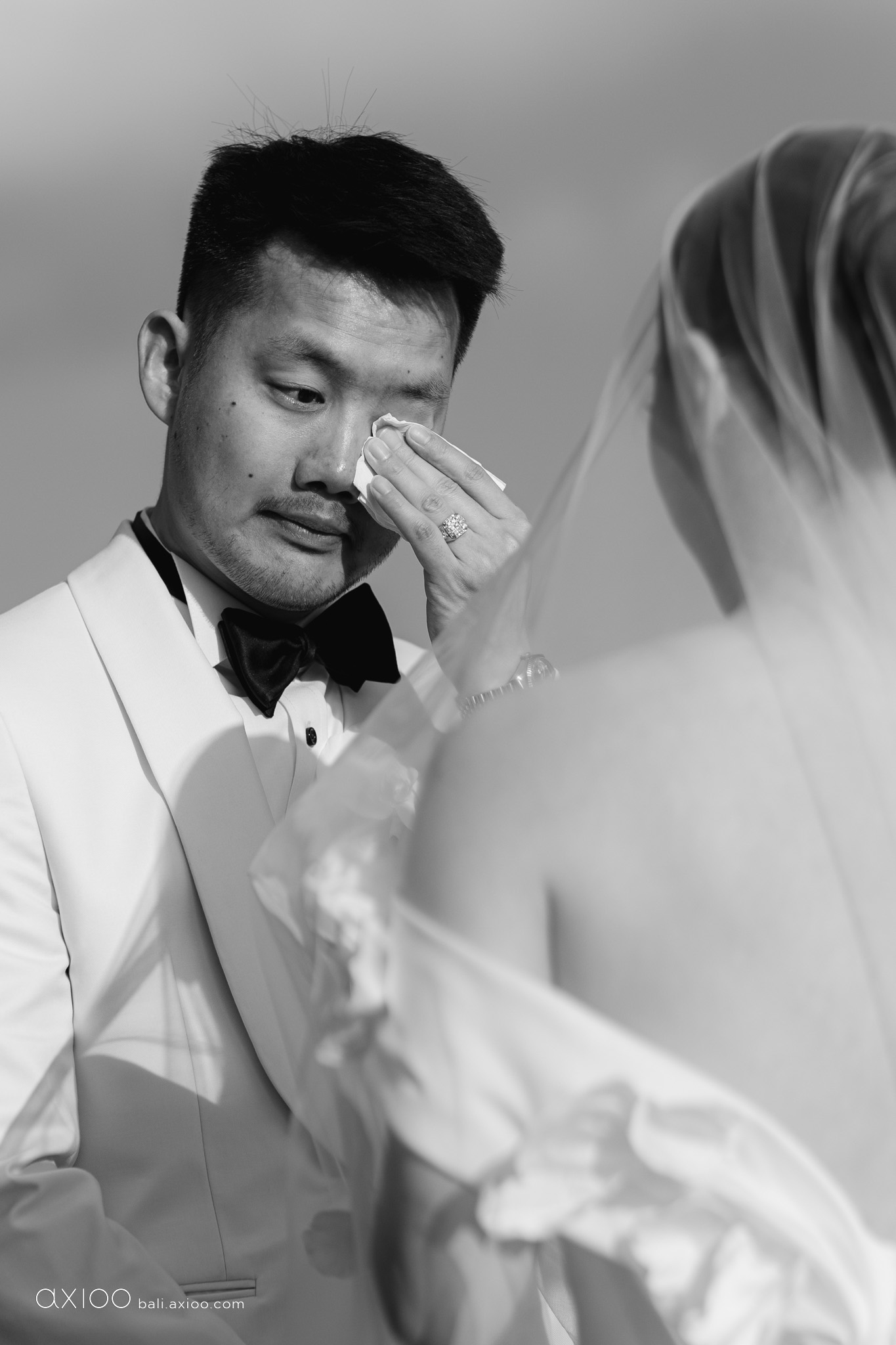 Axioo: A Study in Softness: A Wonderland Uluwatu Wedding in Bali